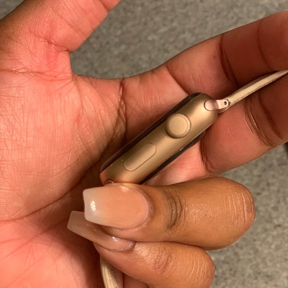 Apple Watch Series 3 42mm - Picture 5 of 6